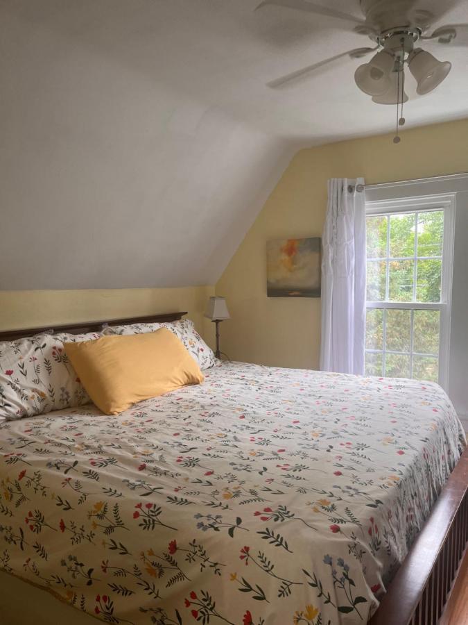 Cozy Cape Cod Villa Grand Rapids Exterior photo